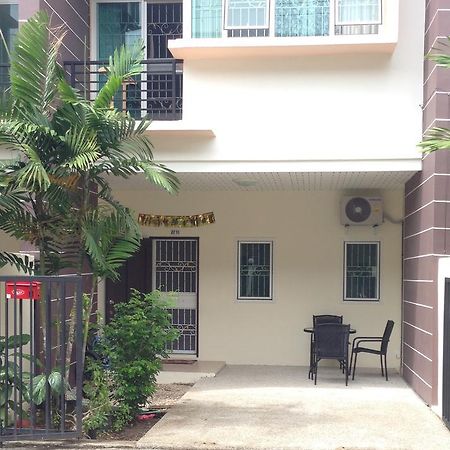 Ferienwohnung The White House Krabi town Exterior foto