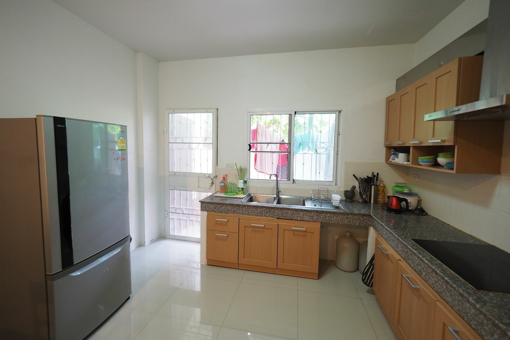 Ferienwohnung The White House Krabi town Exterior foto